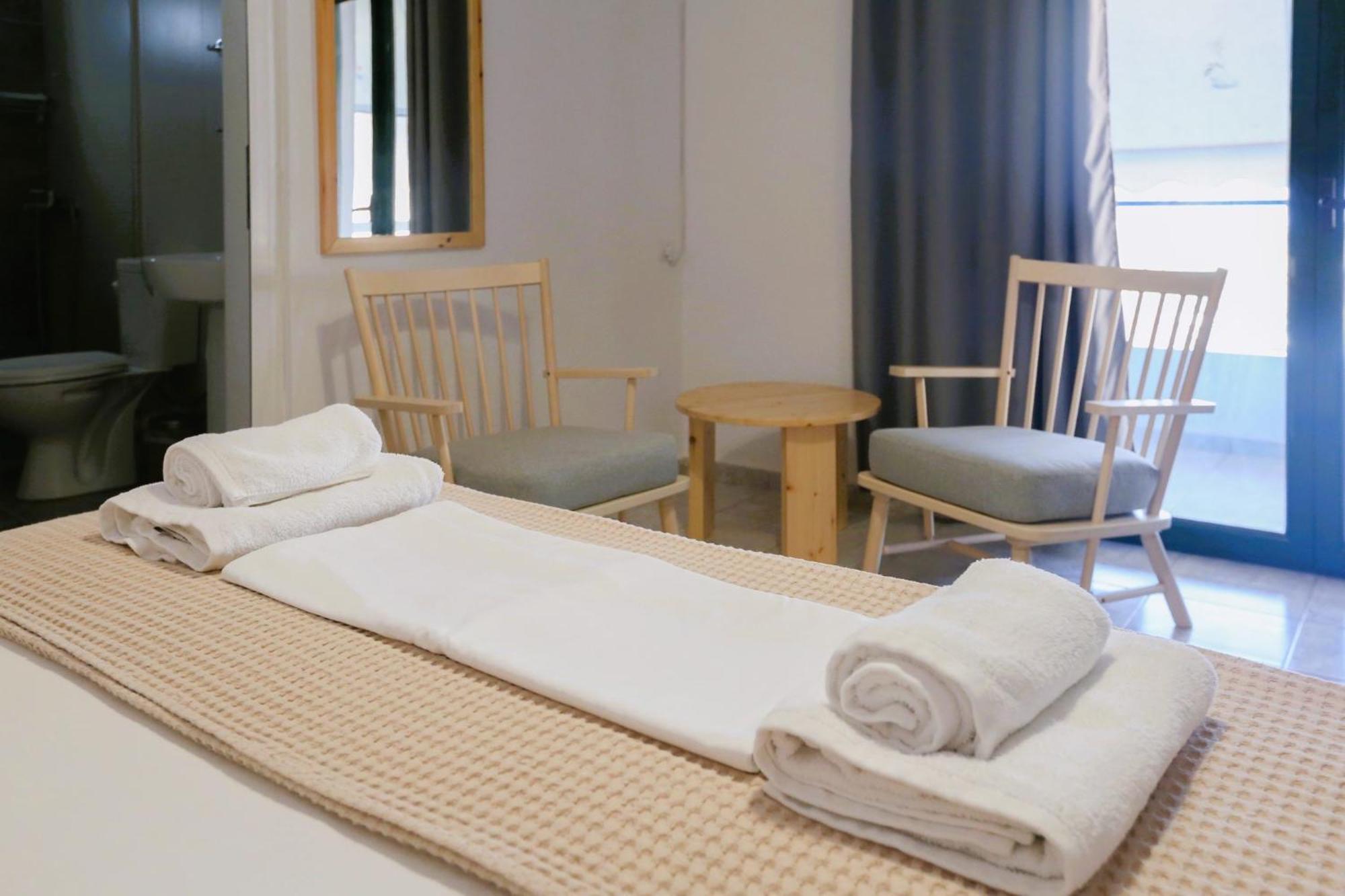 Nona'S Rooms Himare Buitenkant foto