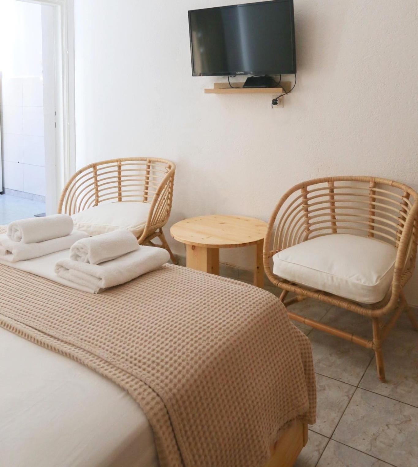 Nona'S Rooms Himare Buitenkant foto