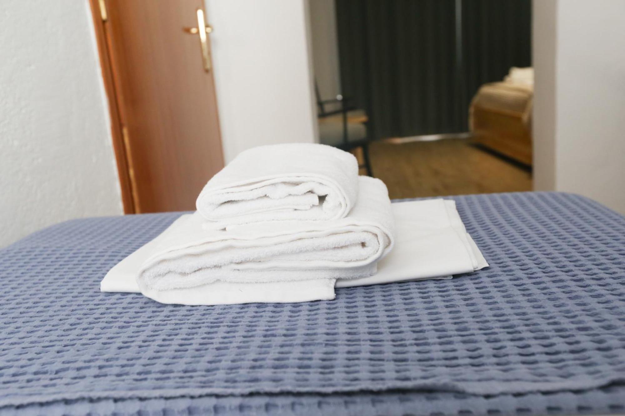 Nona'S Rooms Himare Buitenkant foto